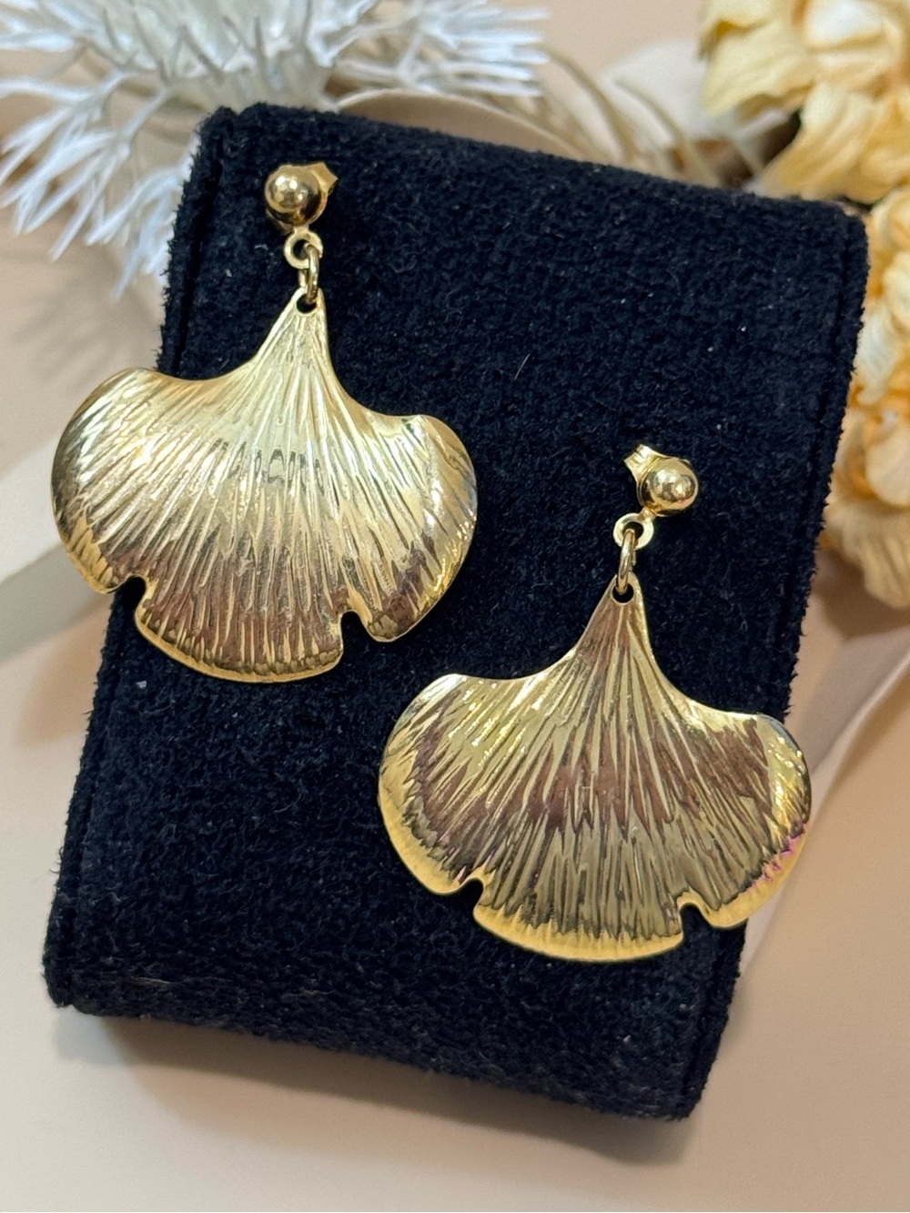 Vintage Gold Tone Ginkgo Leaf Statement Drop Earrings